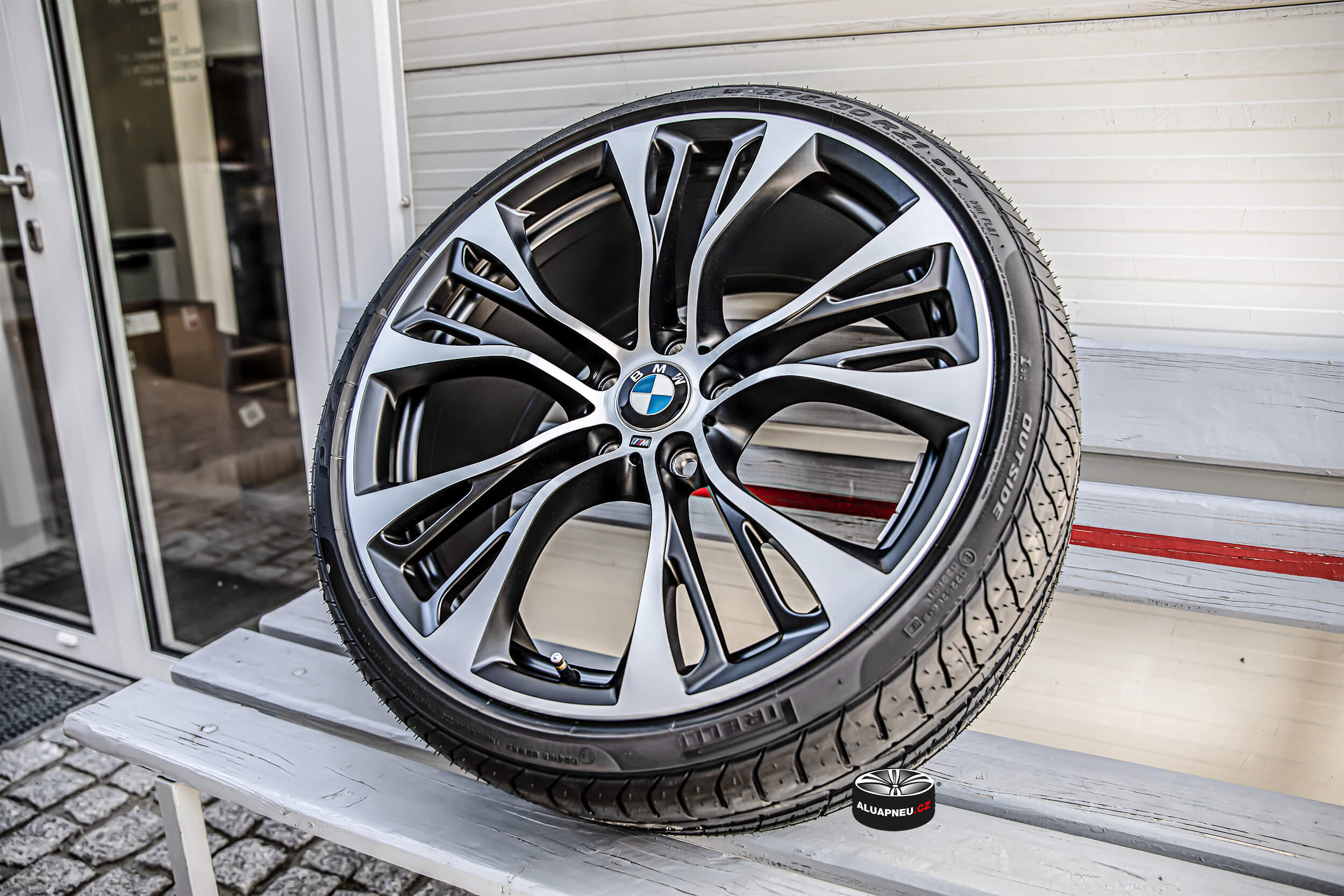 Originální Alu kola BMW Styling 599 s Pneumatikou Pirelli Pzero (5)